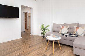 Apartment Park de Gaulle'a by Renters