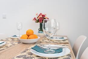 Apartment Park de Gaulle'a by Renters