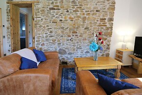 Pen Dragon - 2 Bed Cottage - Penclawdd