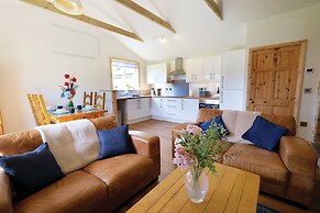 Pen Dragon - 2 Bed Cottage - Penclawdd