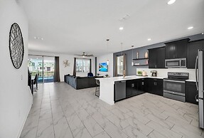 7 Bed Champions Gate 7 Bedroom Villa by RedAwning