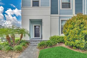 5 Bedroom Home 8 Minutes To Disney! 5 Townhouse