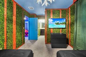 Many Themes For Everyone 10 Huge Bedrooms! 10 Villa by RedAwning