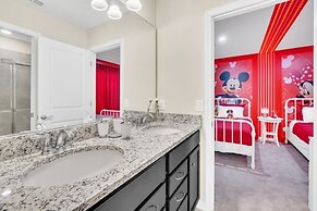 Many Themes For Everyone 10 Huge Bedrooms! 10 Villa by RedAwning