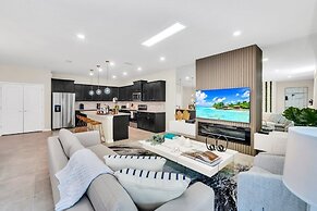 Many Themes For Everyone 10 Huge Bedrooms! 10 Villa by RedAwning