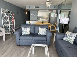 Royal Garden Resort 301 3 Bedroom Condo by RedAwning