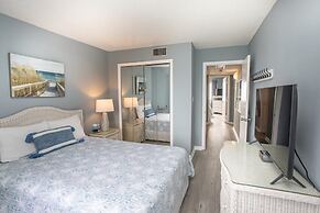 Royal Garden Resort 301 3 Bedroom Condo by RedAwning