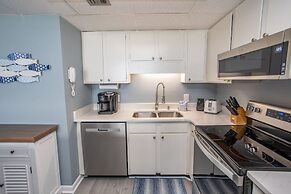 Royal Garden Resort 301 3 Bedroom Condo by RedAwning