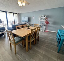 Royal Garden Resort 301 3 Bedroom Condo by RedAwning