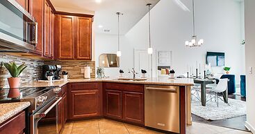 Queen Creek #446 Chandler 3 Bedroom Condo by RedAwning