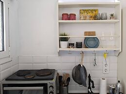 Rooftop Studio With Acropolis and sea View