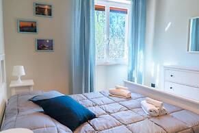Lemon Apartment With Garden and Sea View by Wonderful Italy