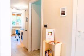Lemon Apartment With Garden and Sea View by Wonderful Italy