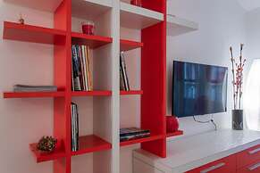 Red Studio Near Porta Nuova by Wonderful Italy