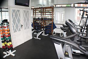 Center Suíço Flats e Shopping