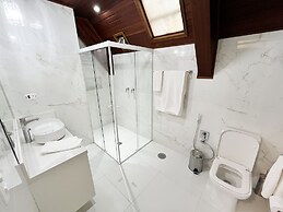 Center Suíço Flats e Shopping