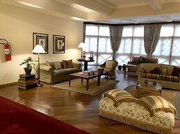 Center Suíço Flats e Shopping