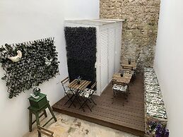 Pharmacia Guest House