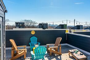 Spectacular Condo Rooftop Deck Great for Groups