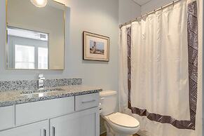 Spectacular Condo Rooftop Deck Great for Groups