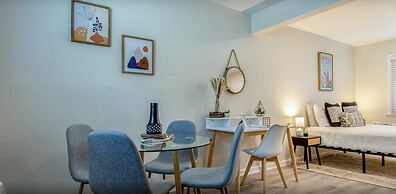 Centrally Located Studio Near Downtown