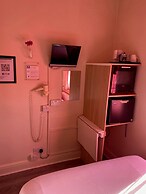 The Railway Sleeper Lodge