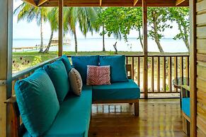 Casa Cayuco Eco-Adventure Lodge