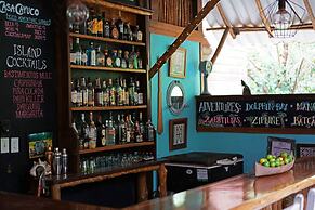 Casa Cayuco Eco-Adventure Lodge