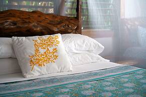 Casa Cayuco Eco-Adventure Lodge