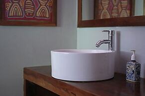 Casa Cayuco Eco-Adventure Lodge