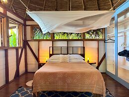 Casa Cayuco Eco-Adventure Lodge