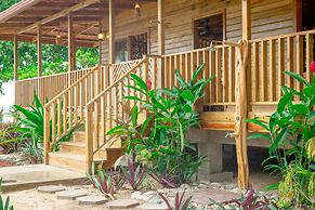 Casa Cayuco Eco-Adventure Lodge