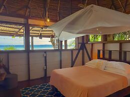 Casa Cayuco Eco-Adventure Lodge