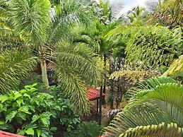 Casa Cayuco Eco-Adventure Lodge