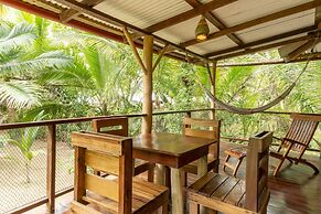 Casa Cayuco Eco-Adventure Lodge