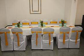 StayBird Silver Oak An Apartment Hotel