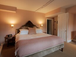 The New Inn