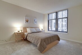 Great Business Condo at Pentagon City