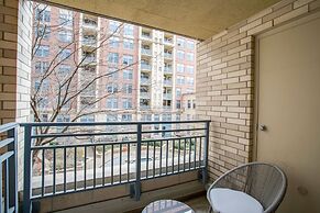 Great Business Condo at Pentagon City