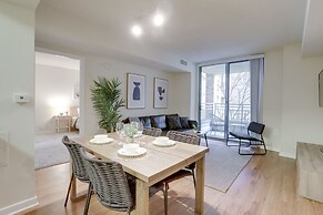 Great Business Condo at Pentagon City