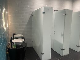 Hotel Hostal Caps Mall