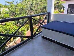 Majani Breeze