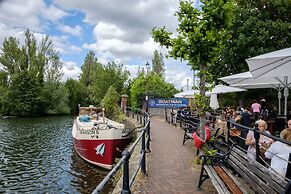 Riverwalk Apartment North