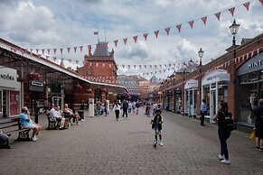 Riverwalk Apartment North