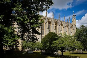 Riverwalk Apartment North