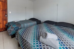 Las Carmelas, Airport Juan Santamaría, Alajuela, San José