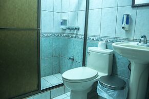 Las Carmelas, Airport Juan Santamaría, Alajuela, San José