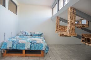 Las Carmelas, Airport Juan Santamaría, Alajuela, San José