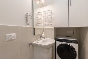 Santacroce Suite-hosted by Sweetstay