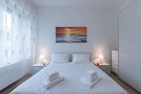 Santacroce Suite-hosted by Sweetstay